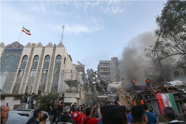 مصادر إيرانية: طهران أكدت لواشنطن أنها سترد بطريقة محكمة على هجوم دمشق