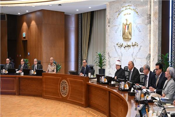 مدبولي: الدولة حريصة على إتاحة الدعم اللازم للمُصنعين والمصدرين المصريين