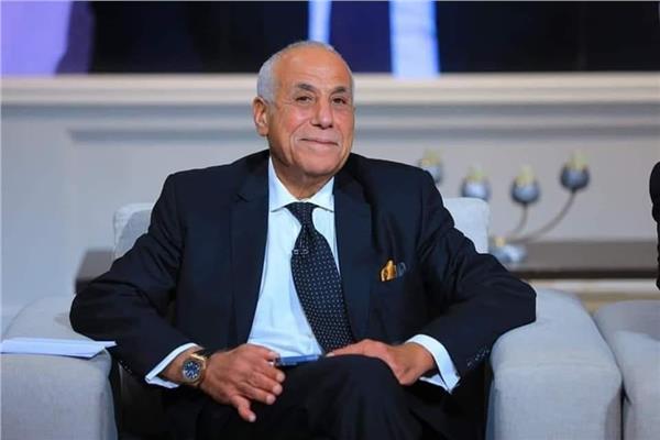 رئيس الزمالك يعلن استمرار زيزو وعواد مع الفريق ويشيد بفتوح