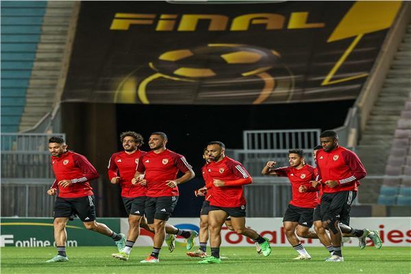 خبيرة أبراج تزف بشرى سارة لجماهير الأهلي والزمالك