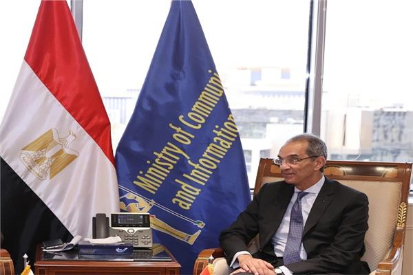 وزير الاتصالات: نعمل على إصدار قانون تبادل وتصنيف البيانات قريبًا