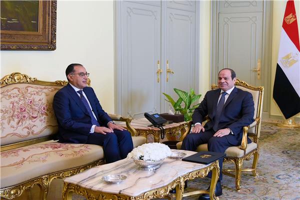 الحكومة تتقدم باستقالتها.. والرئيس السيسي يكلف مدبولي بتشكيل جديد