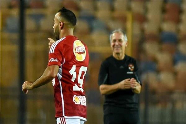 انتهاء الأزمة| «أفشة» يشارك في تدريبات الأهلي اليوم