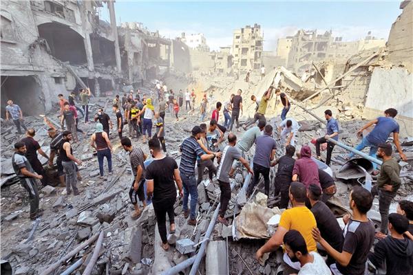 ارتفاع حصيلة شهداء مخيم النصيرات إلى 80 مواطنًا جراء قصف إسرائيلي