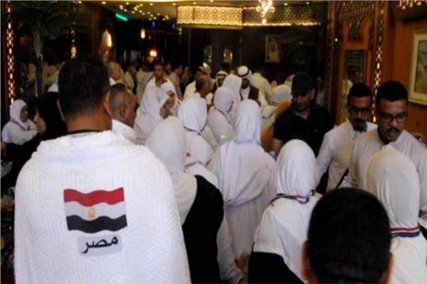 وفاة مئات الحجاج وفقدان آخرين بسبب ارتفاع درجات الحرارة