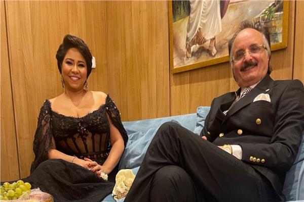 طبيب شيرين عبد الوهاب يكشف تفاصيل حالتها الصحية