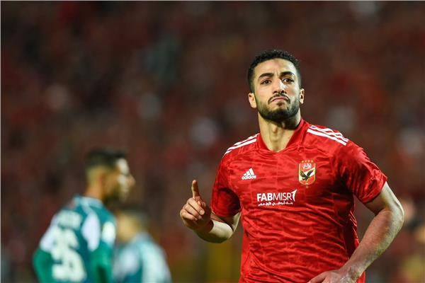 تفاصيل عرض نيس لضم محمد عبدالمنعم.. 5 مليون يورو