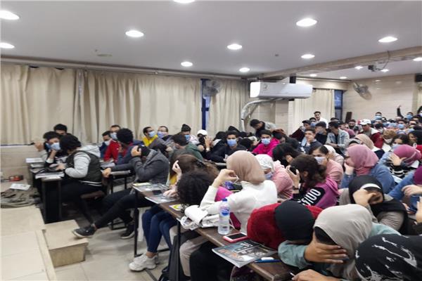 «التعليم» تعلن مكافحة الدروس الخصوصية وتتوعد المخالفين