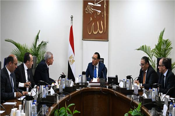 إجراء هام من الحكومة للمواطنين بشأن تصنيع الدواء