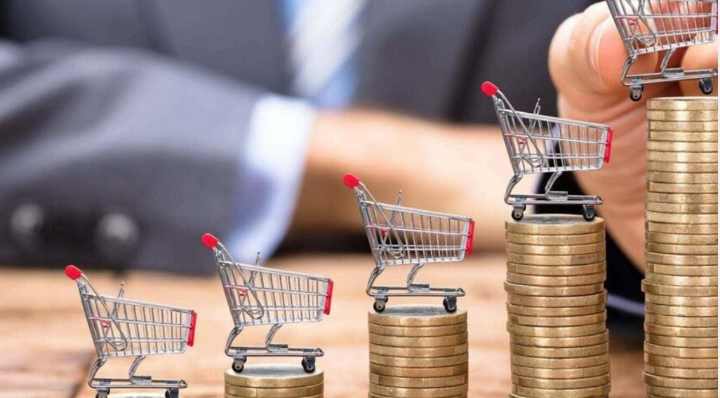 مصر.. ارتفاع التضخم وانخفاض الاقتراض