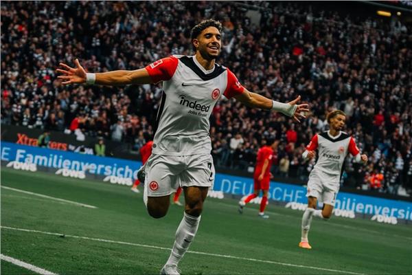 مرموش يحصد «لاعب الشهر» عن سبتمبر في آينتراخت