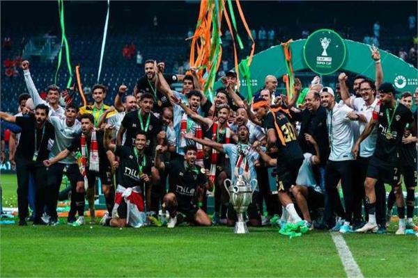 الزمالك يحفز لاعبيه بصرف مكافآت السوبر الأفريقي قبل السفر للإمارات