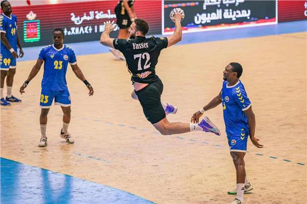 الأهلي يكتسح فلاورز البنيني ويحتفظ ببطولة إفريقيا لليد