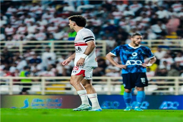 هل طلب الزمالك تأجيل نهائي السوبر المصري أمام الأهلي.. مصدر يكشف التفاصيل