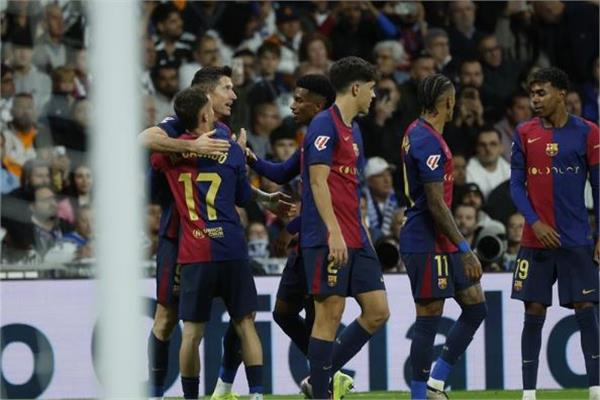 كيف تناولت الصحافة الإسبانية هزيمة ريال مدريد المذلة في الكلاسيكو؟