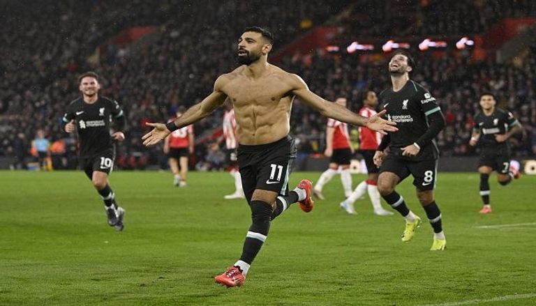 بقيادة «الملك» محمد صلاح.. ليفربول يطير بصدارة الدوري الإنجليزي