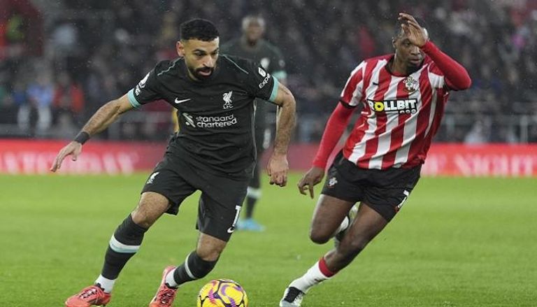 محمد صلاح يزحف نحو الهدف 50 في مباراة ليفربول وريال مدريد