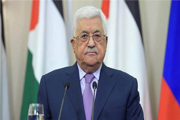عباس يشيد بإنجازات مصر في بناء المدن المستدامة
