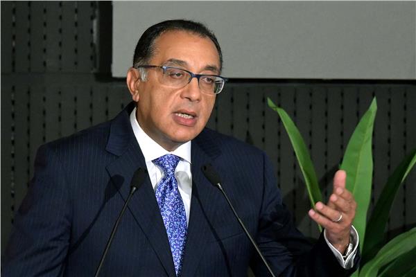 رئيس الوزراء يتابع موقف مشروعات الإسكان