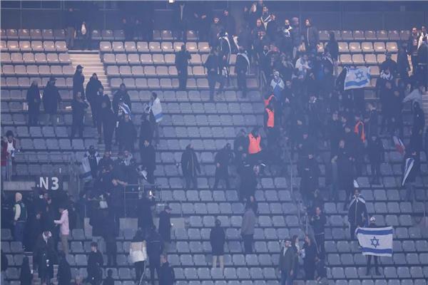 اشتباكات في مدرجات مباراة فرنسا وإسرائيل بدوري الأمم الأوروبية.. فيديو