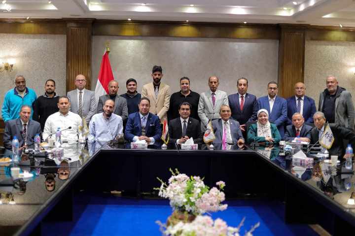 أحمد سمير يفوز برئاسة الإتحاد المصري للميني فوتبول بالتزكية