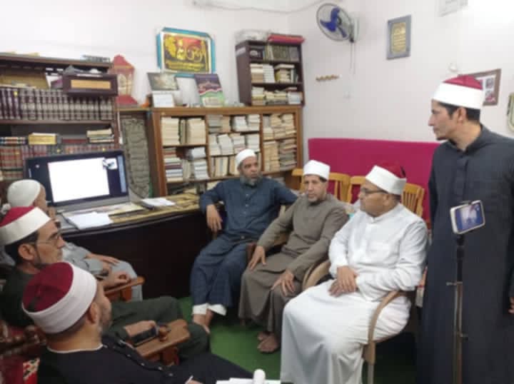 غيط : يتابع فاعليات دورة اللغة العربية للأئمة والدعاة عبر( أونلاين ) بمكتبة مسجد ابوزنيمة الجديد