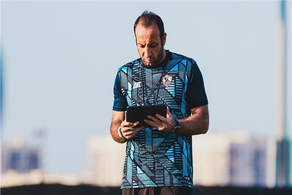 حازم إمام وأحمد مجدي يقودان الزمالك أمام المصري