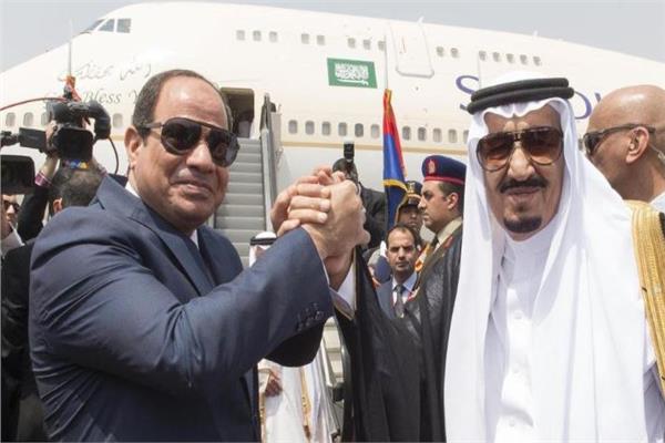 السيسي يهنئ الملك سلمان وولي العهد بمناسبة فوز السعودية بتنظيم مونديال 2034