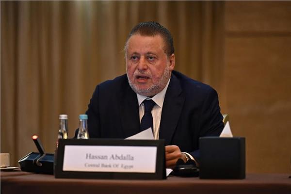 الأسواق تترقب قرار البنك المركزي المصري بشأن أسعار الفائدة