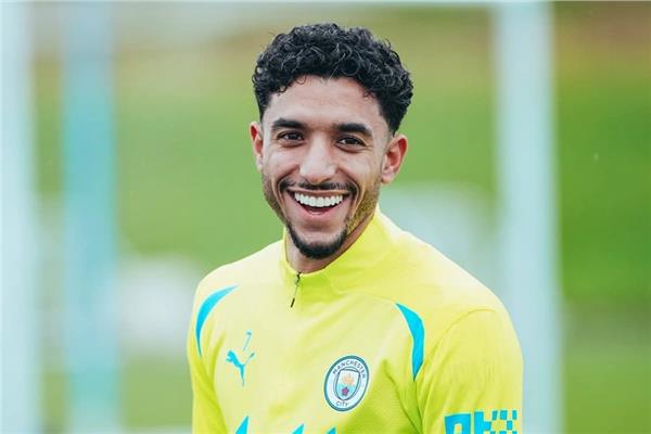 عمر مرموش في مران مانشستر سيتي لأول مرة