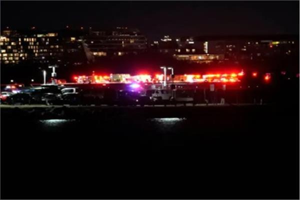 حادث في الجو.. تحطم طائرتين في واشنطن