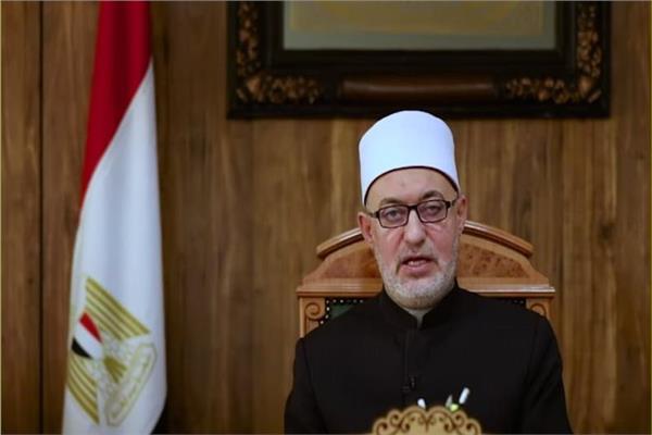 هل الصيام الامتناع عن الأكل والشرب فقط؟.. المفتي يكشف