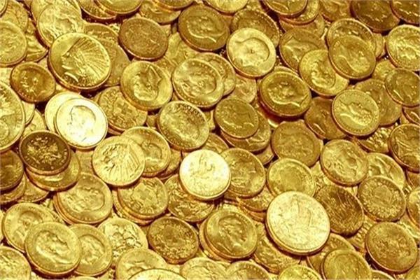 سعر الجنيه الذهب اليوم الجمعة.. تراجع كبير بالتعاملات المسائية