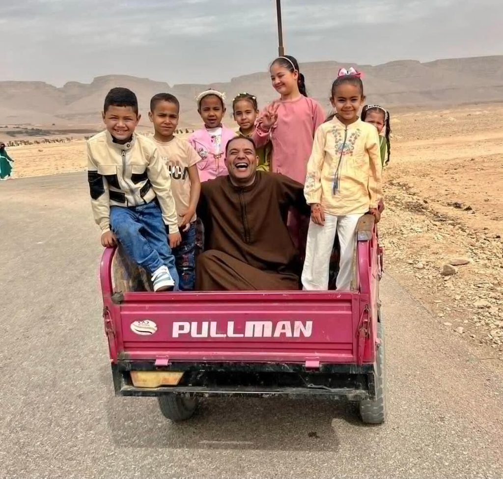 حصول صورة الكاتب الصحفي كرم من الله السيد “نائب القلوب”علي لقب صورة العيد