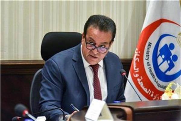 وزير الصحة يستجيب لاستغاثة أب يعاني طفله من عيوب خلقية في القلب