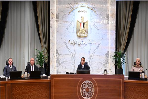 الحكومة توافق على 4 قرارات خلال اجتماع اليوم
