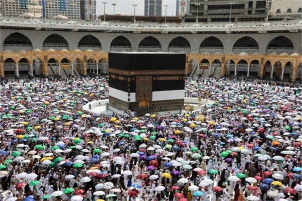 السعودية: غرامة تصل لـ100 ألف ريال لمن قدم تأشيرة زيارة وحاول أداء الحج دون تصريح