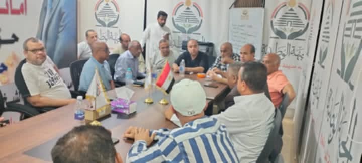 حزب ” الجبهة الوطنية ” بشرم الشيخ يبحث حل مشكلة الـ 156 وحدة بحي النور