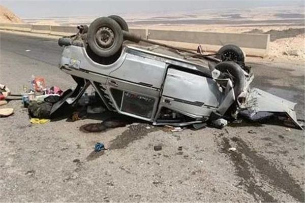 مصرع وإصابة 6 أشخاص في تصادم سيارتين بقنا