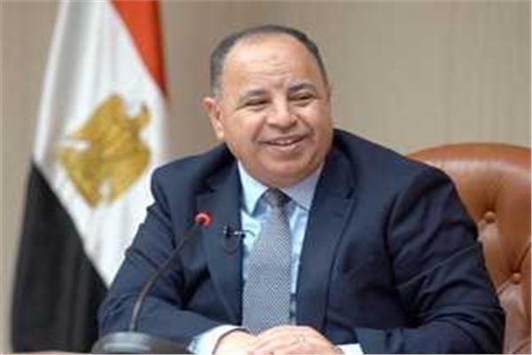 معيط: 40% من سكان العالم يعيشون بدول تسدد ديونها على حساب التعليم والصحة