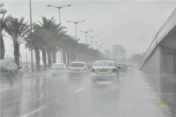 الأرصاد ردًا على «شائعات المتوسط»: لا ظواهر جوية غير طبيعية.. وارتفاع الأمواج طبيعي