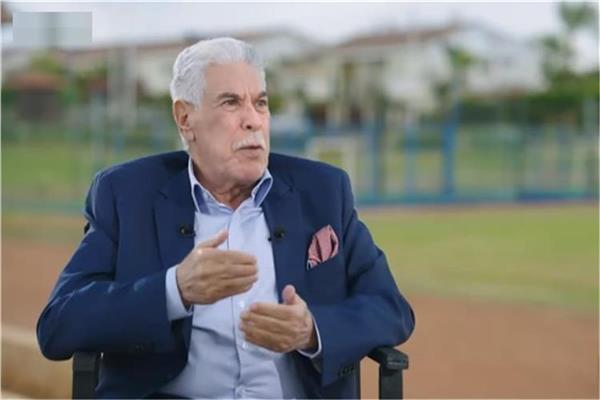 الأهلي يطمئن على الحالة الصحية لـ حسن شحاتة