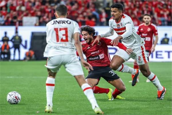 تعرف على موعد قمة الدوري المصري بين الأهلي والزمالك