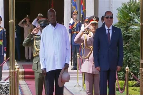 الرئيس السيسي ونظيره الأوغندي يشهدان التوقيع على اتفاقية و4 مذكرات تفاهم