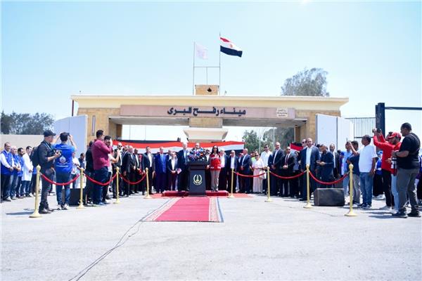 زيارة وزير الخارجية ورئيس الوزراء الفلسطيني إلى معبر رفح
