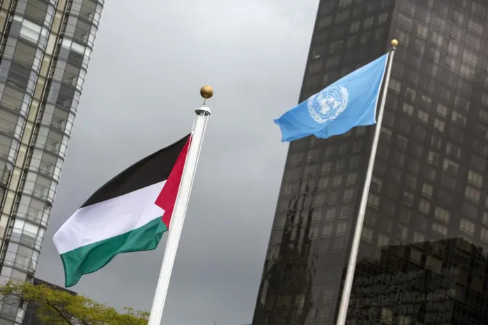 ماذا قالت السلطة الفلسطينية وإسرائيل عن رفض أمريكا منح مسؤولين فلسطينيين تأشيرات؟