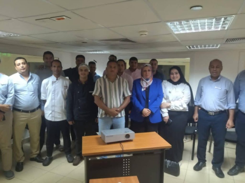 بحضور أكثر من 20 عامل مكتب عمل نويبع يعقد ندوة تحت عنوان توعوية
