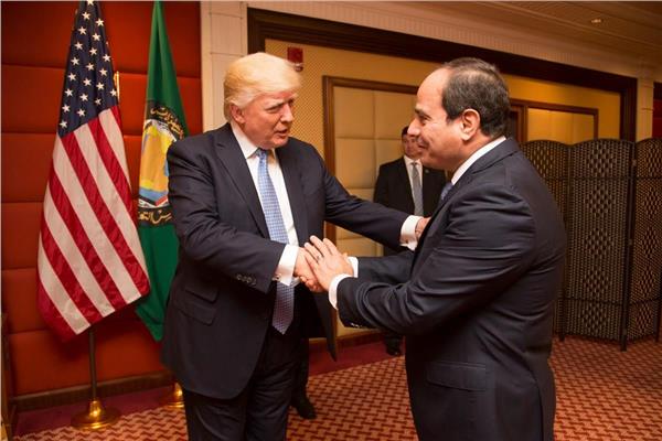 ترامب يشيد بجهود الرئيس السيسي.. ماذا قدمت مصر لإنقاذ غزة؟