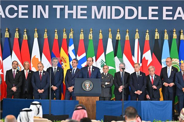 صمام الأمان والسلام.. كيف أعادت مصر التوازن للملف الفلسطيني؟
