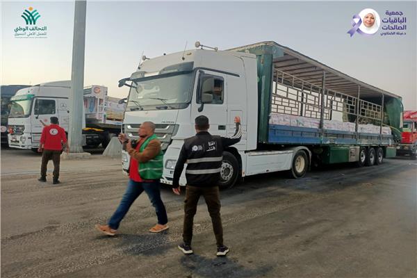 دخول عشرات الشاحنات من التحالف الوطني إلى قطاع غزة